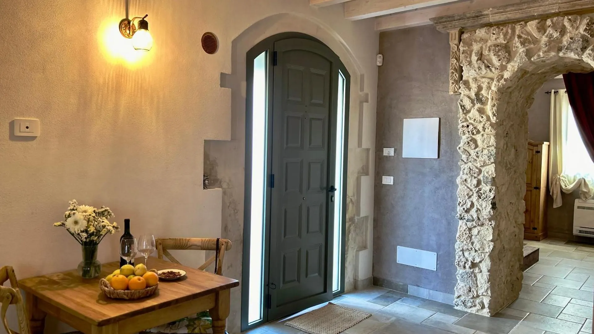 Suite Albanazzo With Jacuzzi Near The Sandy Beach Avola Apartment