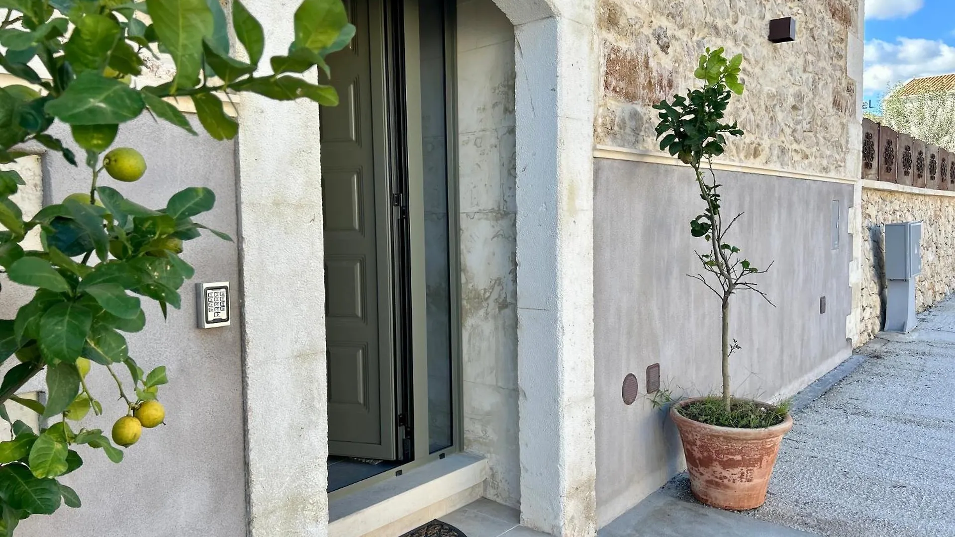 Apartment Suite Albanazzo With Jacuzzi Near The Sandy Beach Avola
